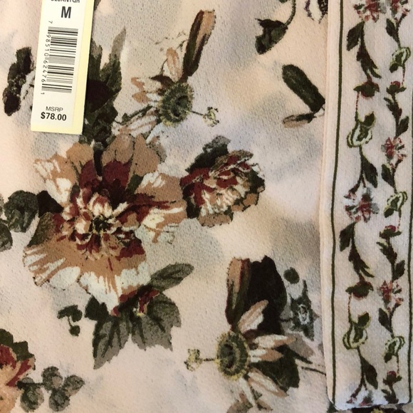 🌟NEW🌟 Max Studios floral wrap skirt - Picture 5 of 6